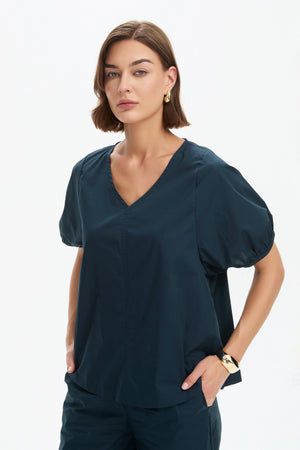 BISHOP SLEEVE POPLIN TOP ocean blue side angle