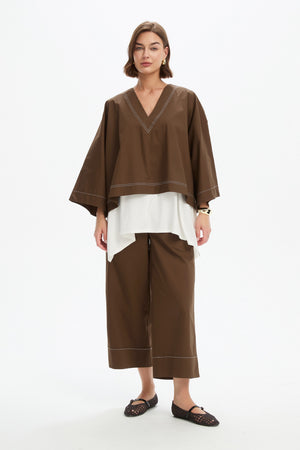V NECK CONTRAST TOP chocolate full front