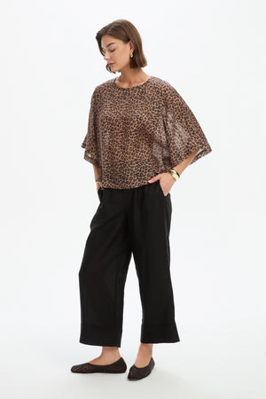 WIDE SLEEVE SHEER PRINT TOP