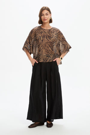 WIDE SLEEVE SHEER PRINT TOP