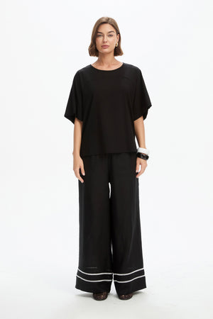 WIDE SLEEVE YOKE TEE
