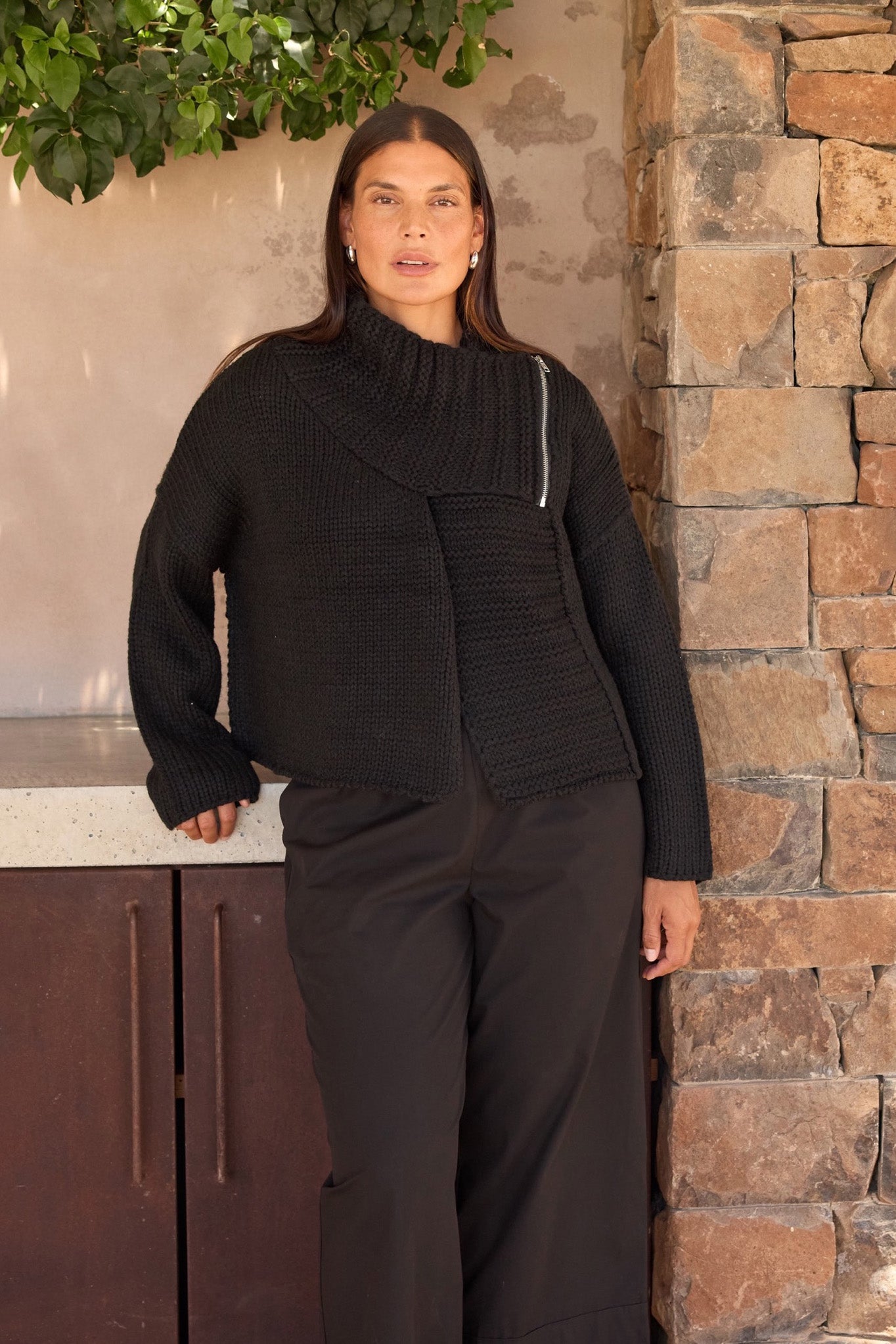 ZIP COLLAR CARDIGAN