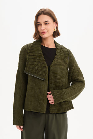 ZIP COLLAR CARDIGAN