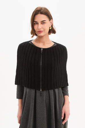 ZIP THROUGH KNIT SHAWL