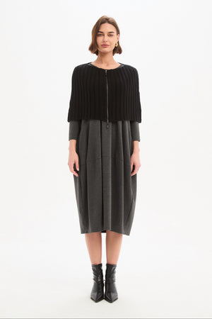 ZIP THROUGH KNIT SHAWL