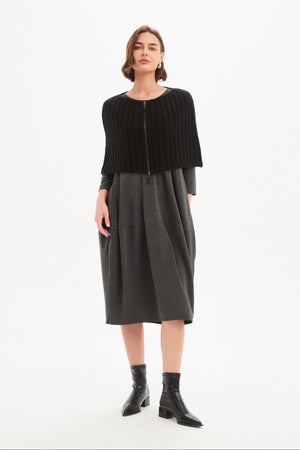 ZIP THROUGH KNIT SHAWL