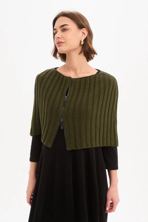 ZIP THROUGH KNIT SHAWL