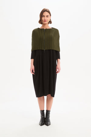 ZIP THROUGH KNIT SHAWL
