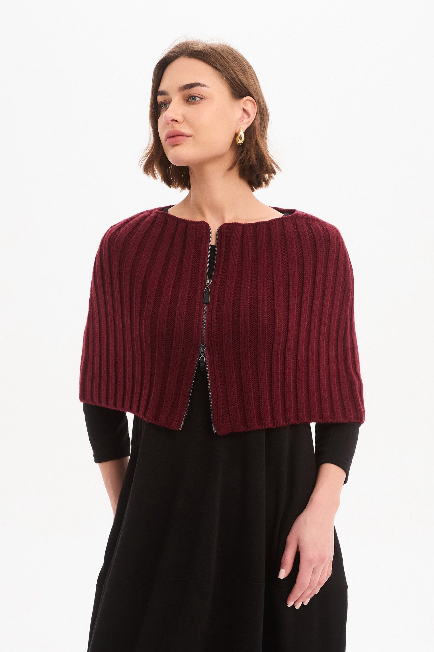 ZIP THROUGH KNIT SHAWL