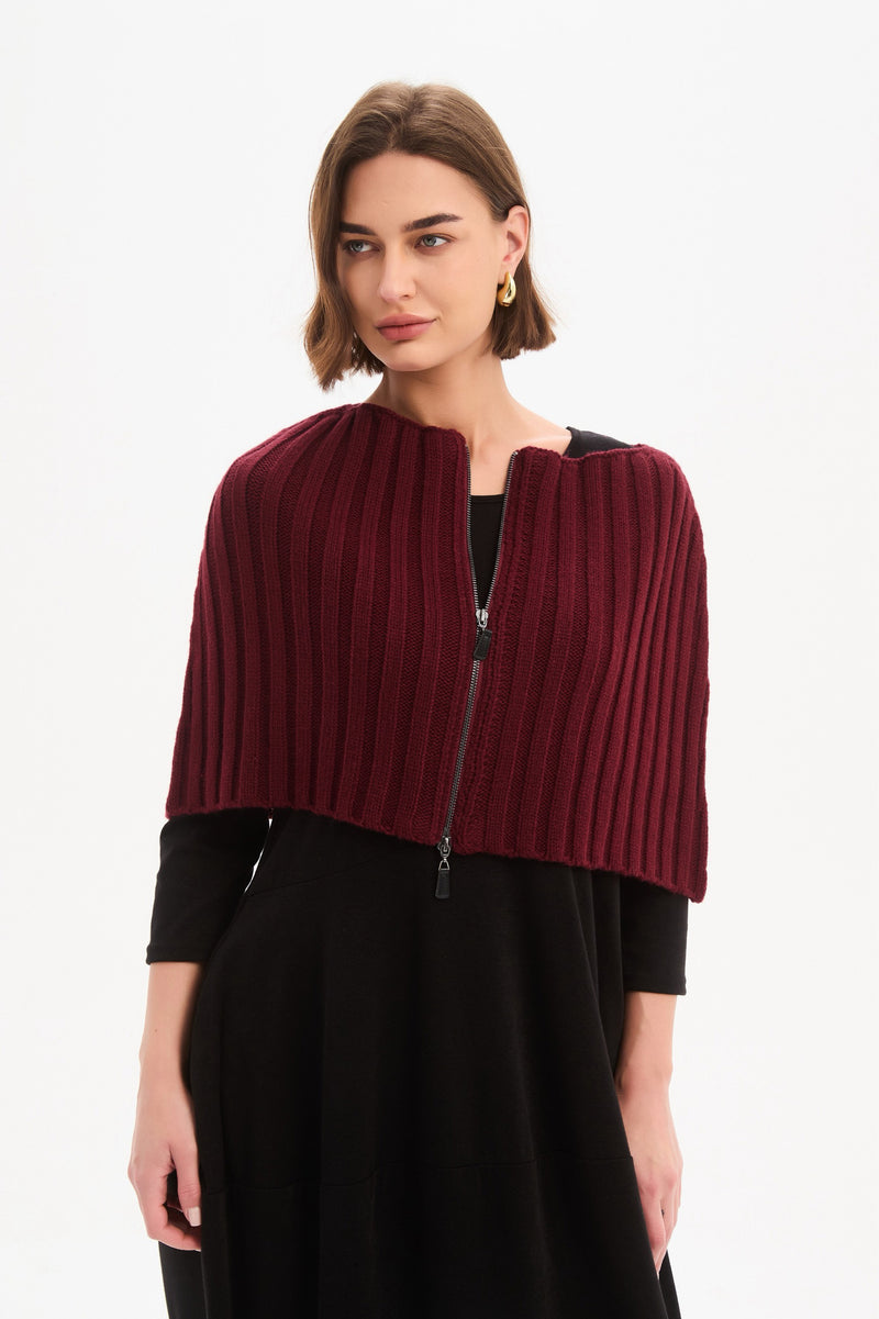 ZIP THROUGH KNIT SHAWL