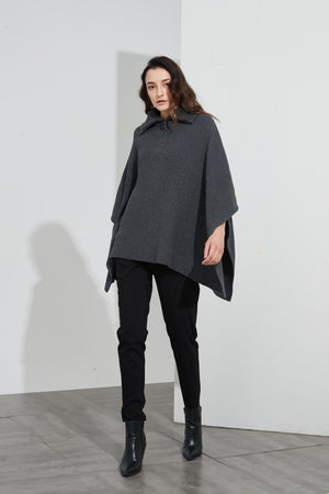 ZIP COLLAR PONCHO