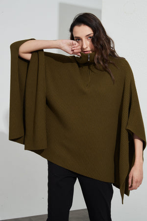 ZIP COLLAR PONCHO