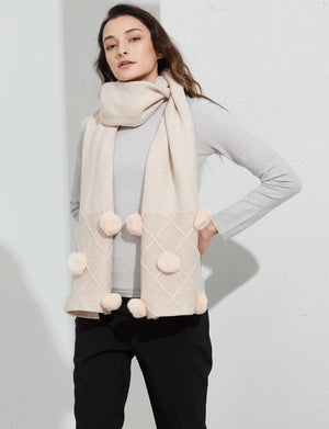 POM POM SCARF