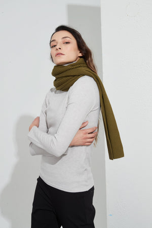 VERSATILE SCARF