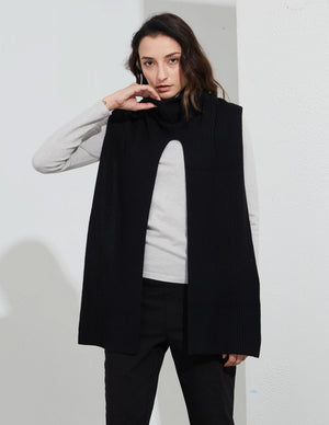 VERSATILE SCARF
