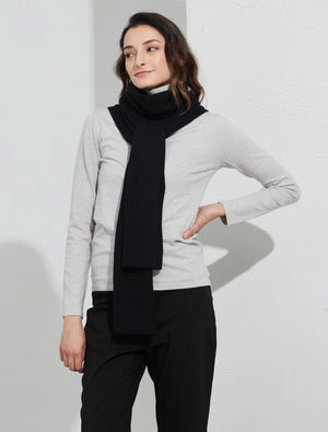 VERSATILE SCARF