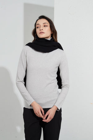 VERSATILE SCARF