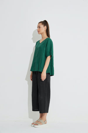BISHOP SLEEVE TEE