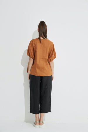 BISHOP SLEEVE TEE