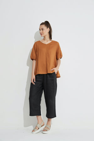 BISHOP SLEEVE TEE