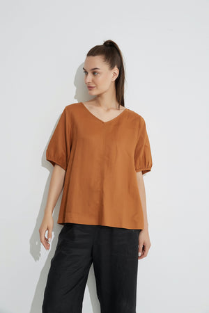 BISHOP SLEEVE TEE