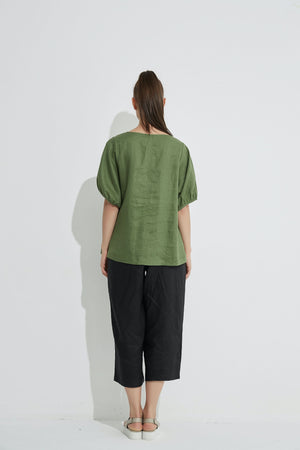 BISHOP SLEEVE TEE