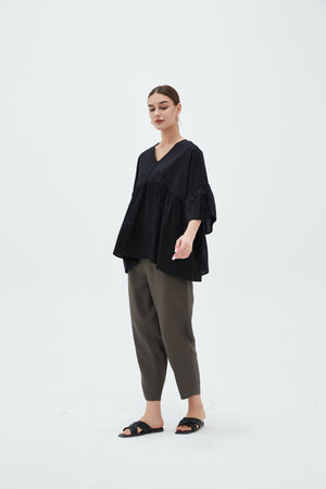 V NECK GATHER SLEEVE TOP