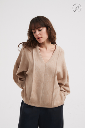 TUCK CUFF V NECK KNIT - RECYCLED MATERIALS