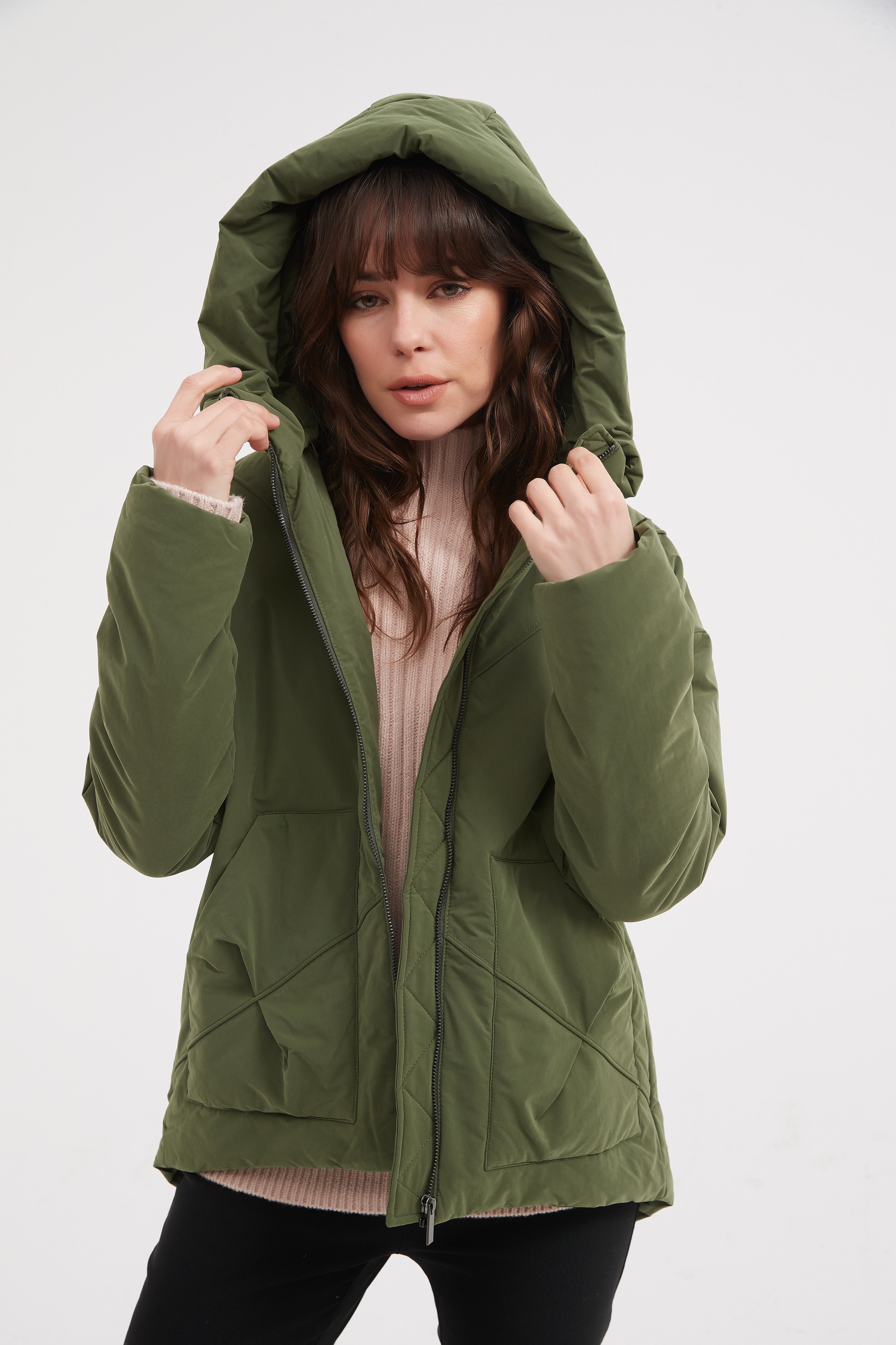 Everlane short hot sale puffer jacket