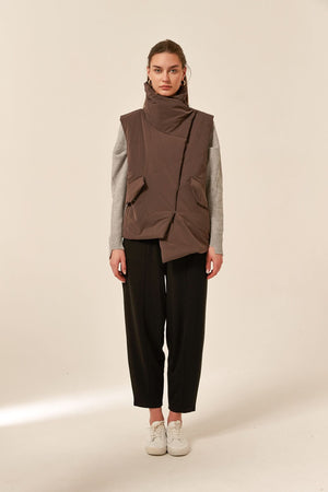 STEP HEM VEST