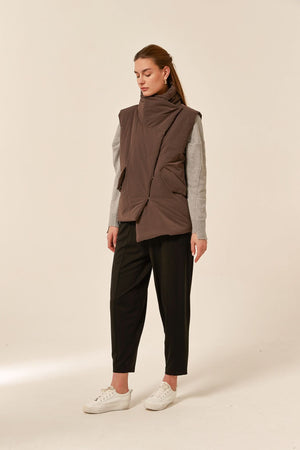 STEP HEM VEST
