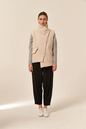 STEP HEM VEST