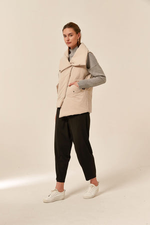 STEP HEM VEST