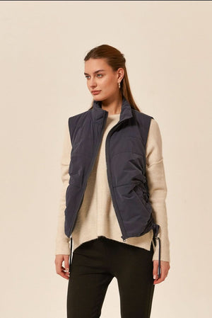 PADDED RUCHED VEST