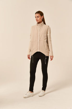 PADDED RUCHED VEST