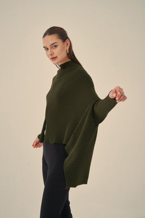 SPLIT FRONT KNIT