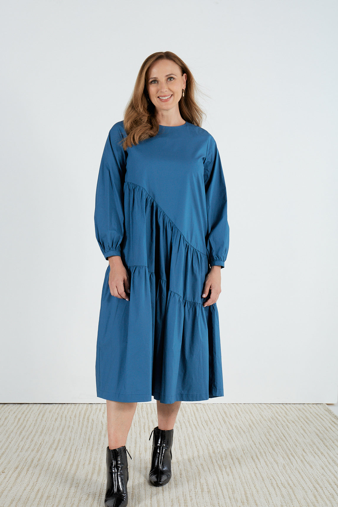 LONG SLEEVE GATHER DRESS