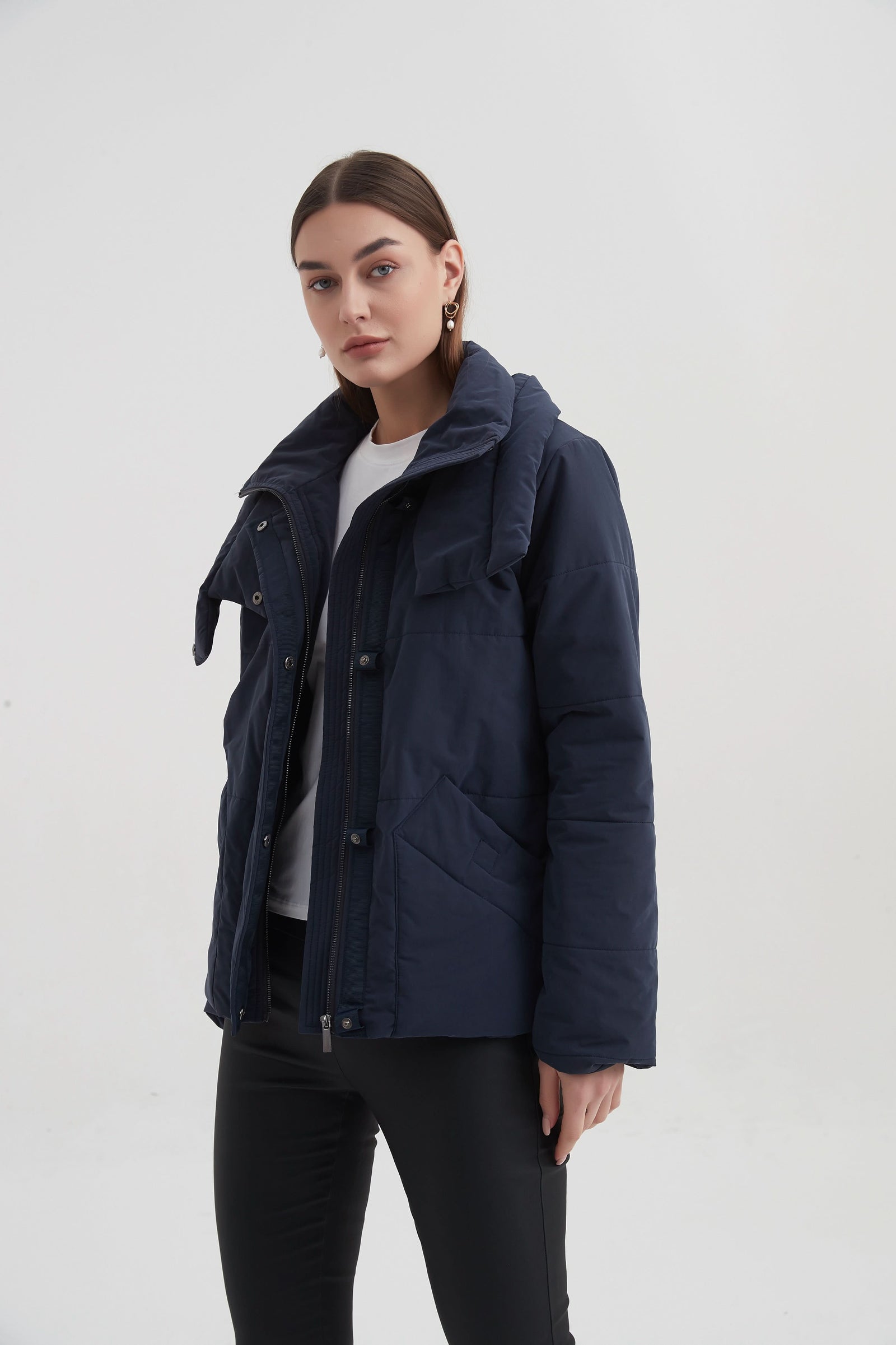 STATEMENT COLLAR COAT