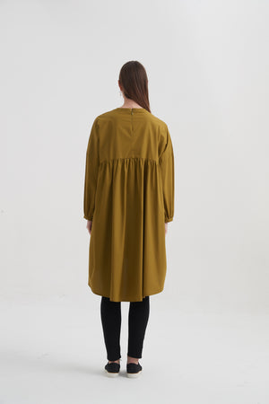 HIGH NECK TUCK TUNIC