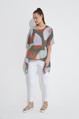 EXAGGERATED HEM TOP
