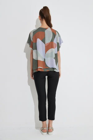 FLUTTER SLEEVE TOP