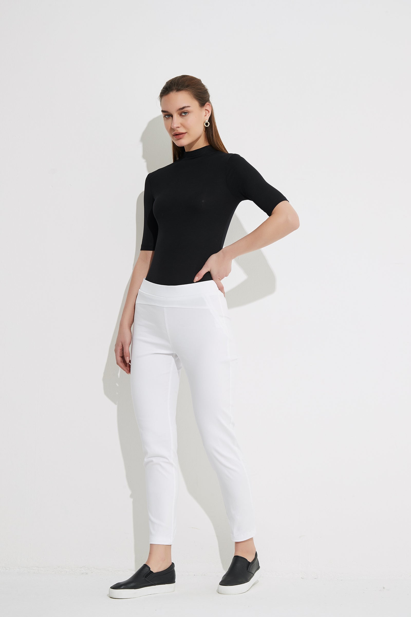 STRAIGHT CROP PANT