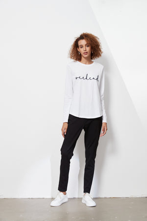 LONG SLEEVE SCRIPT TEE