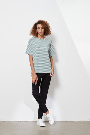 STRIPE EMBOSSED TEE