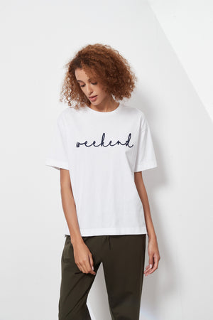 SCRIPT TEE