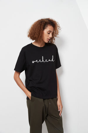 SCRIPT TEE