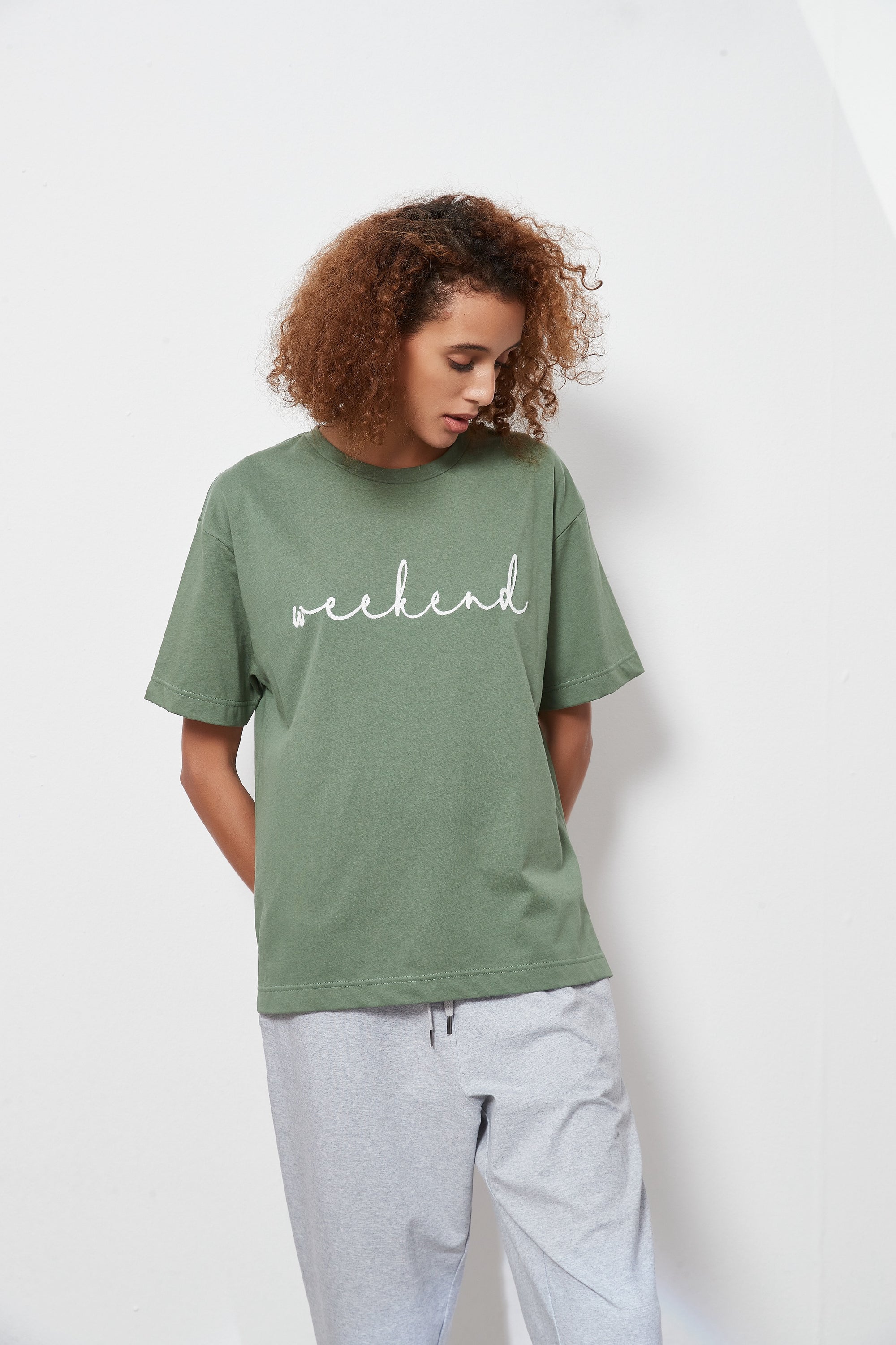 SCRIPT TEE