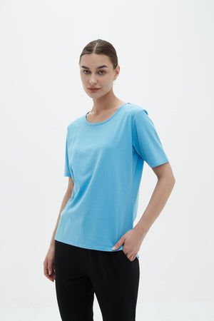 SLIM FIT STEP HEM TEE