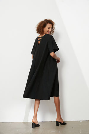 FLUTTER SLEEVE DRESS