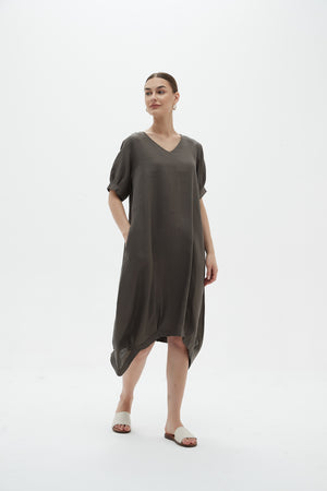 DEEPER V NECK BILLOW DRESS